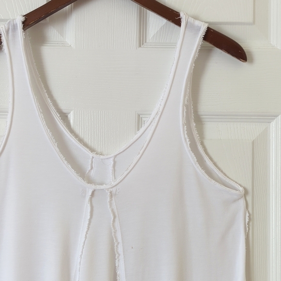 We The Free Classic Oversized Lightweight V-neck Tank Top White XS - Picture 9 of 11